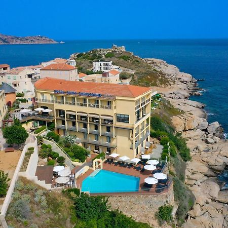 קאלבי Hotel Saint Christophe מראה חיצוני תמונה